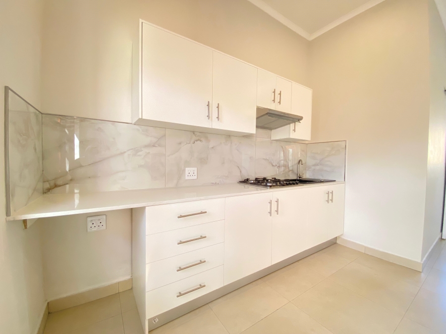 To Let 1 Bedroom Property for Rent in Flamingo Vlei Western Cape